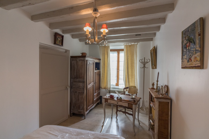 French property for sale in Méru, Oise - €398,000 - photo 9