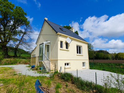 Maison à vendre à Guern, Morbihan, Bretagne, avec Leggett Immobilier