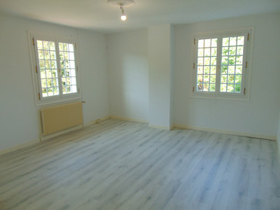 French property for sale in Villebois-Lavalette, Charente - €380,000 - photo 6
