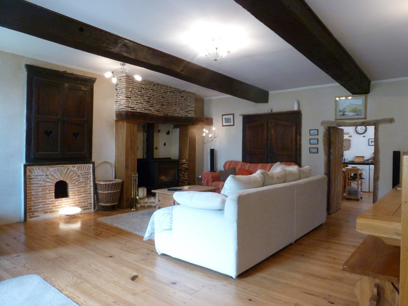 French property for sale in Pressignac, Charente - €124,500 - photo 1