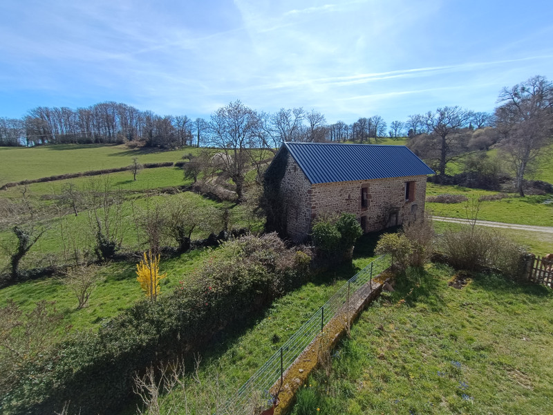 French property for sale in Auzances, Creuse - €124,900 - photo 1