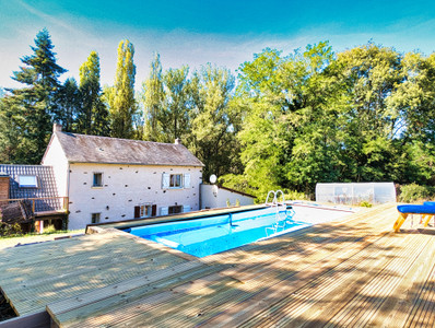 French property for sale in Val-d'Oire-et-Gartempe, Haute-Vienne - €315,000 - photo 1