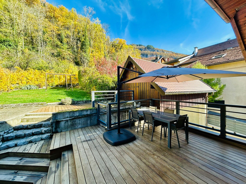 French property for sale in Talloires, Haute-Savoie - €1,040,000 - photo 2