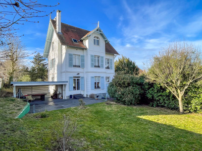house for sale in Paris-Ile-de-France