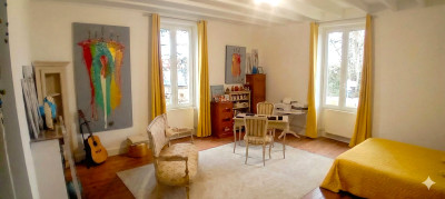 French property for sale in Saint-Martin-l'Ars, Vienne - €249,999 - photo 2