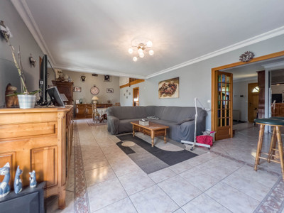 French property for sale in Montignac-Charente, Charente - €365,000 - photo 4