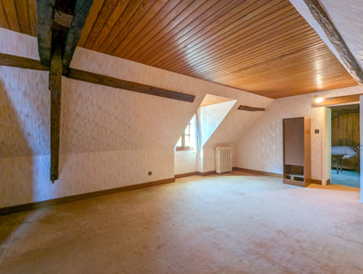 French property for sale in Beaufort-en-Anjou, Maine-et-Loire - €314,700 - photo 8
