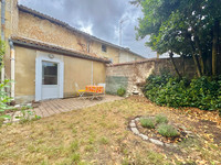 Maison à vendre à Loudun, Vienne - 69.660 € - photo 2