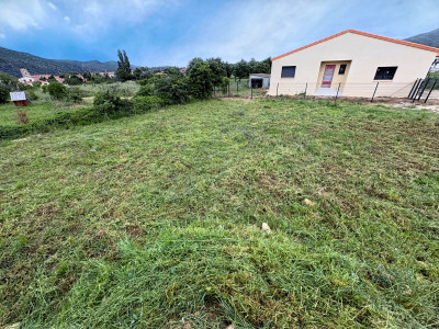 French property for sale in Vinça, Pyrénées-Orientales - €88,000 - photo 3