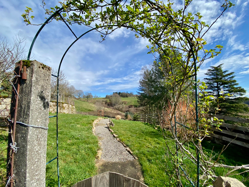 French property for sale in Les Salles-Lavauguyon, Haute-Vienne - €99,500 - photo 2