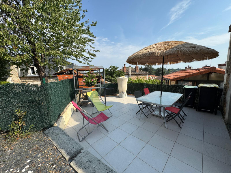 French property for sale in Chabanais, Charente - €189,000 - photo 2