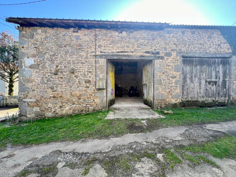 French property for sale in Étouars, Dordogne - €197,000 - photo 11