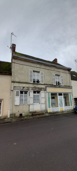French property for sale in Boucé, Orne - €48,600 - photo 1