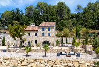 Propriété à vendre à Tourrettes, Var - 2 150 000 € - photo n°1