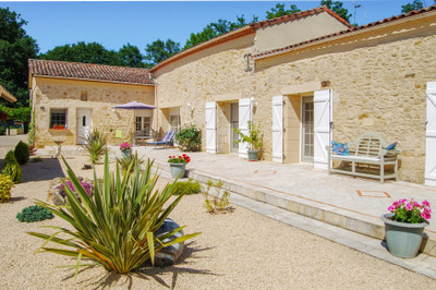 Maison à vendre à Monsempron-Libos, Lot-et-Garonne, Aquitaine, avec Leggett Immobilier