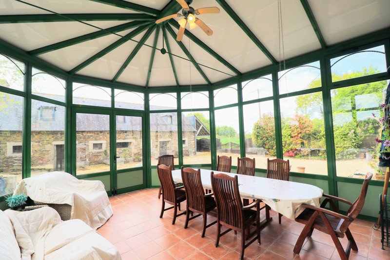 House for sale in SaintClet Côtesd'Armor Near PONTRIEUX, superb 6
