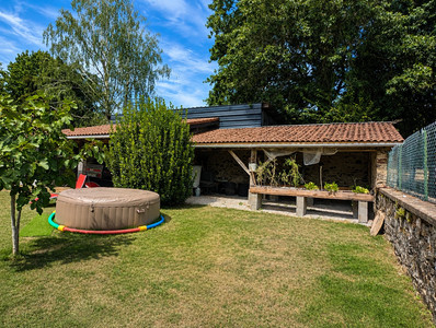 French property for sale in Châlus, Haute-Vienne - €296,800 - photo 13