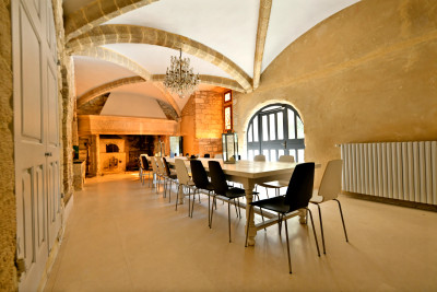 French property for sale in Saint-Maximin, Gard - €2,500,000 - photo 5