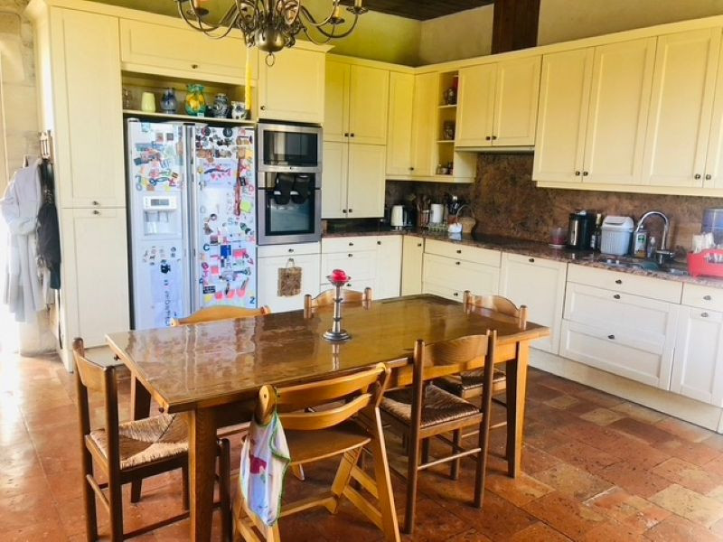 French property for sale in Saint-Germain-d'Esteuil, Gironde - €756,000 - photo 5