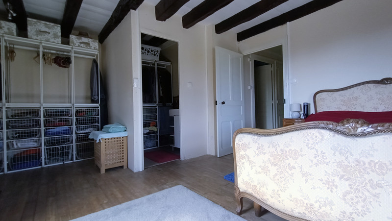 French property for sale in Barro, Charente - €150,420 - photo 6