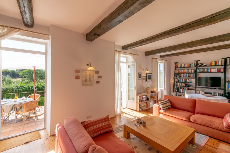 French property for sale in Cruzy, Hérault - €237,500 - photo 2