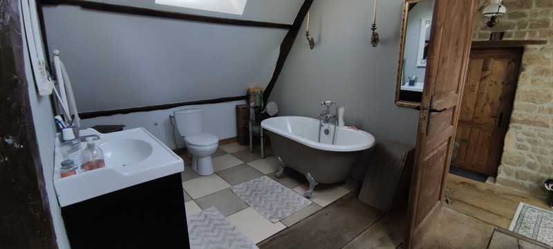 French property for sale in Sourdeval, Manche - €249,000 - photo 7