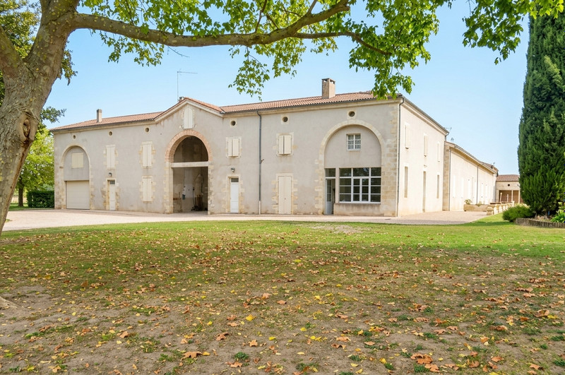 French property for sale in Marmande, Lot-et-Garonne - €1,369,000 - photo 0