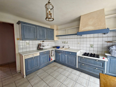 French property for sale in Benet, Vendée - €399,900 - photo 7