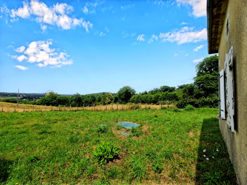 Propriété à vendre à Villebois-Lavalette, Charente - 108 000 €