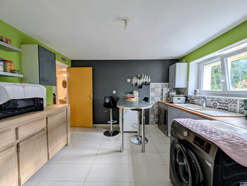 French property for sale in Ruffec, Charente - €181,000 - photo 2