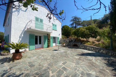 Maison à vendre à La Gaude, Alpes-Maritimes, PACA, avec Leggett Immobilier