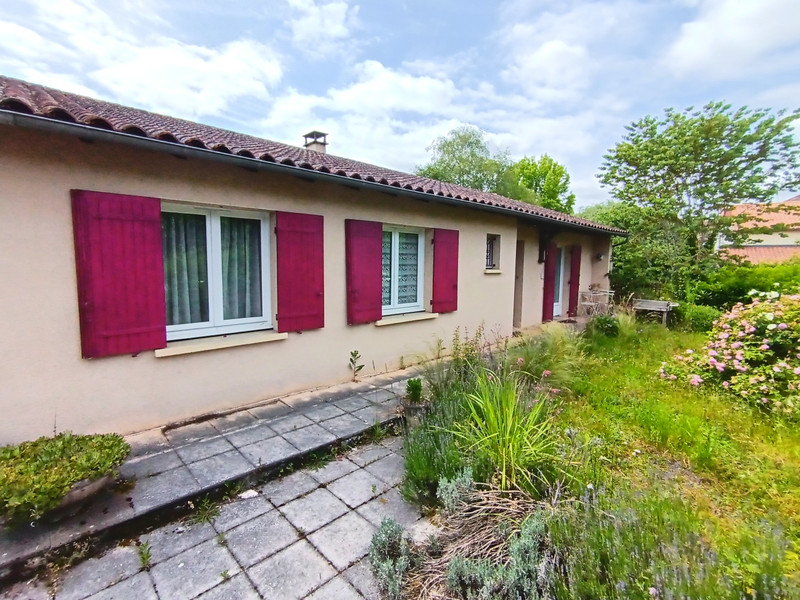 French property for sale in Lisle, Dordogne - €176,000 - photo 0