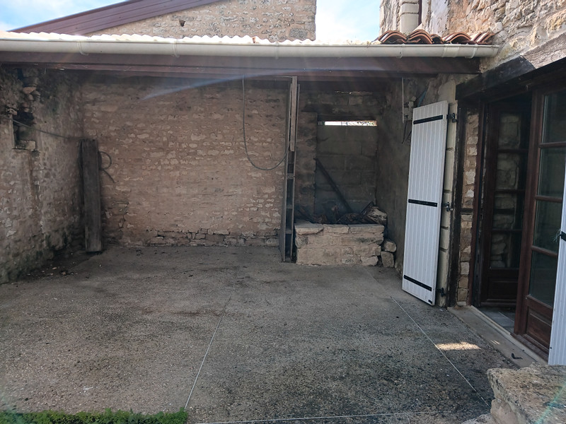 French property for sale in Rom, Deux-Sèvres - €167,400 - photo 7