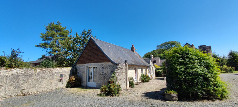 French property for sale in Commes, Calvados - €749,000 - photo 4