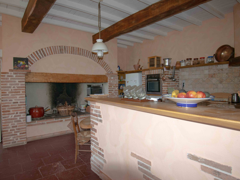 French property for sale in Lavernose-Lacasse, Haute-Garonne - €698,000 - photo 4