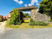 houses and homes for sale inLa Chapelle-AubareilDordogne Aquitaine