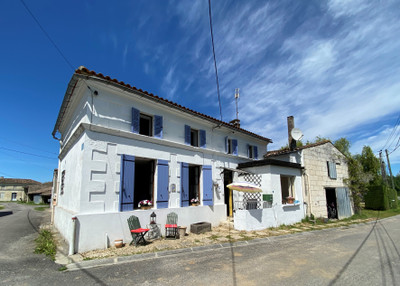 Maison à vendre à Saint-Dizant-du-Gua, Charente-Maritime, Poitou-Charentes, avec Leggett Immobilier