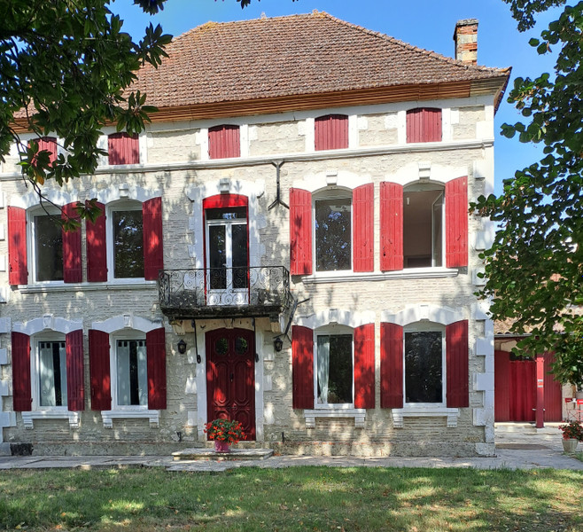 Maison à vendre à Lafitte-sur-Lot, Lot-et-Garonne - 499 000 € - photo 1