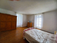 Maison à vendre à Ménigoute, Deux-Sèvres - 219.350 € - photo 12
