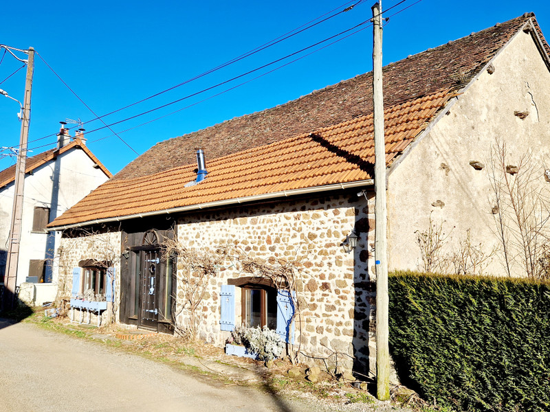 Maison à vendre à Blessac, Creuse - 82 500 € - photo 1