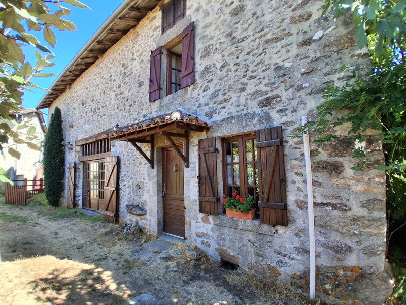 French property for sale in Gorre, Haute-Vienne - €194,400 - photo 0