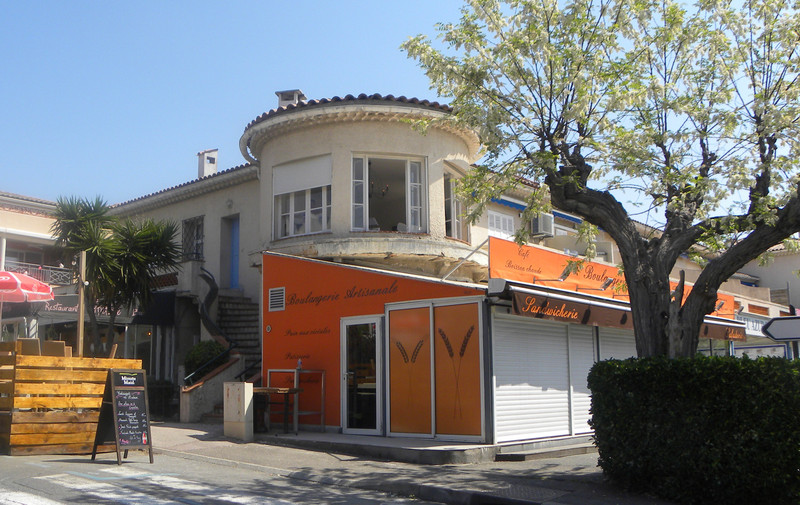 French property for sale in Roquebrune-sur-Argens, Var - photo 8