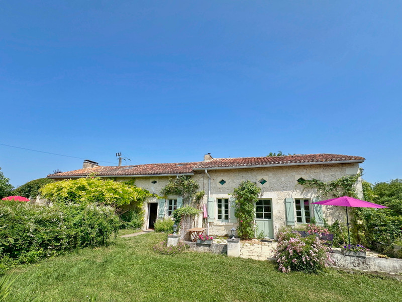 French property for sale in Bonnes, Charente - €388,000 - photo 0