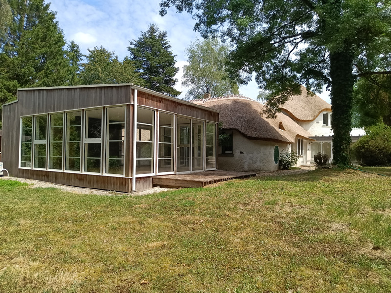 French property for sale in Montbazon, Indre-et-Loire - €644,800 - photo 2