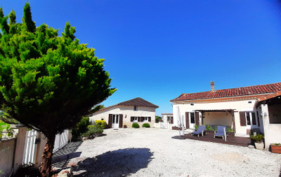 Maison à vendre à Coutures, Dordogne, Aquitaine, avec Leggett Immobilier