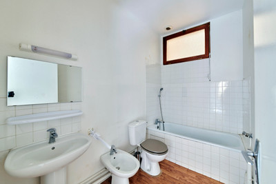 French property for sale in Dax, Landes - €330,000 - photo 4