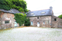 Well for sale in Le Croisty Morbihan Brittany