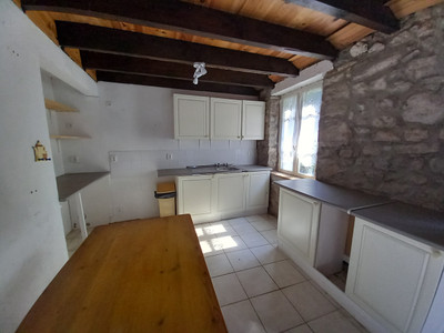 French property for sale in Laurenan, Côtes-d'Armor - €85,000 - photo 3