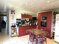 Propriété à vendre à Bouresse, Vienne - 128 000 € - photo n°5