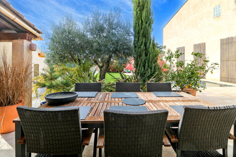 French property for sale in Uzès, Gard - €519,000 - photo 1